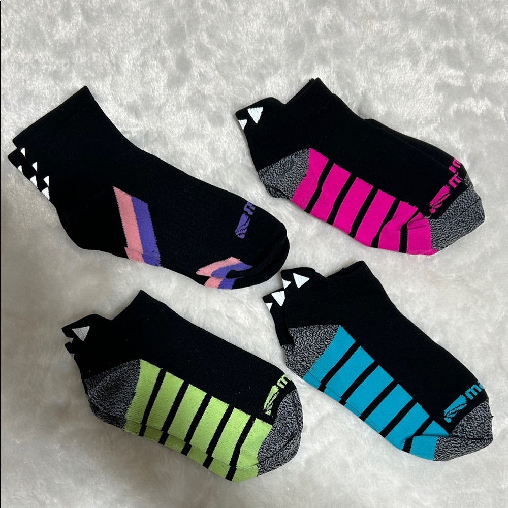 Lot of 4 Marika Women's Athletic Running Ankle Socks Black